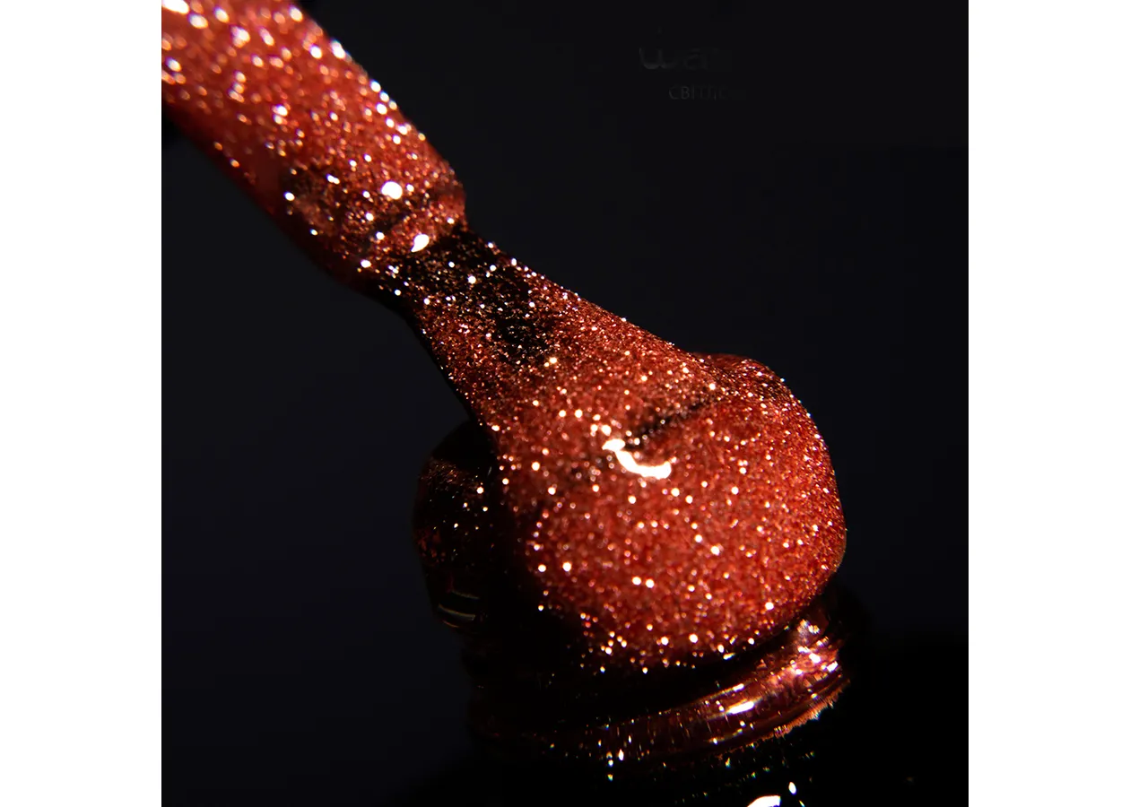 Gel polish reflective Divia 