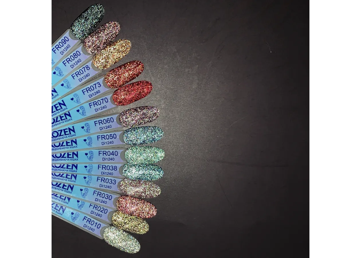 Палітра на тіпсах на гель-лак Divia 
